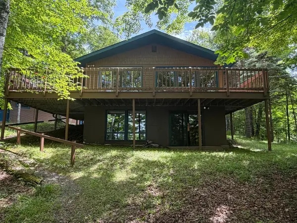 7101 Island View Rd, Winchester, WI 54557