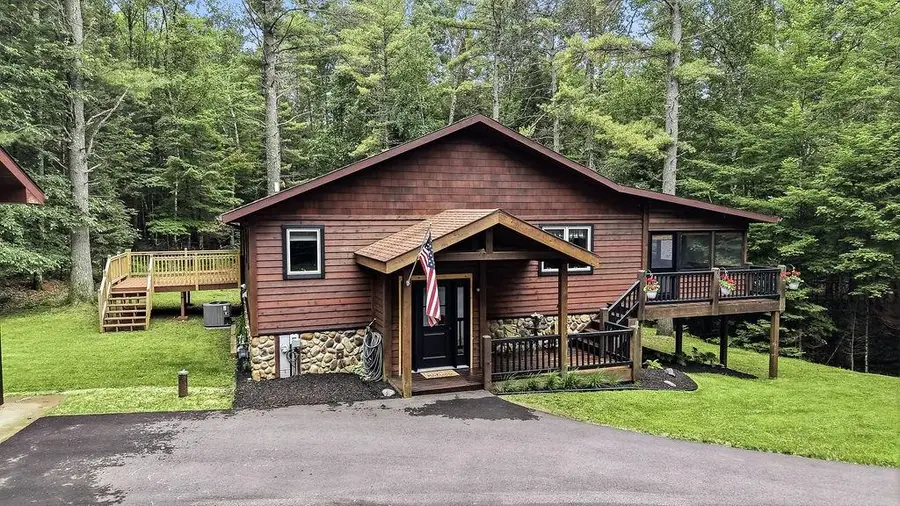 3475 Oak Hill Ln, Eagle River, WI 54521 - #2