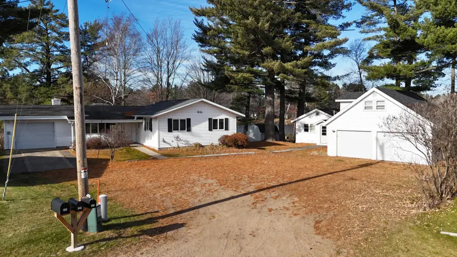 607 4th St N, Tomahawk, WI 54487 - #2