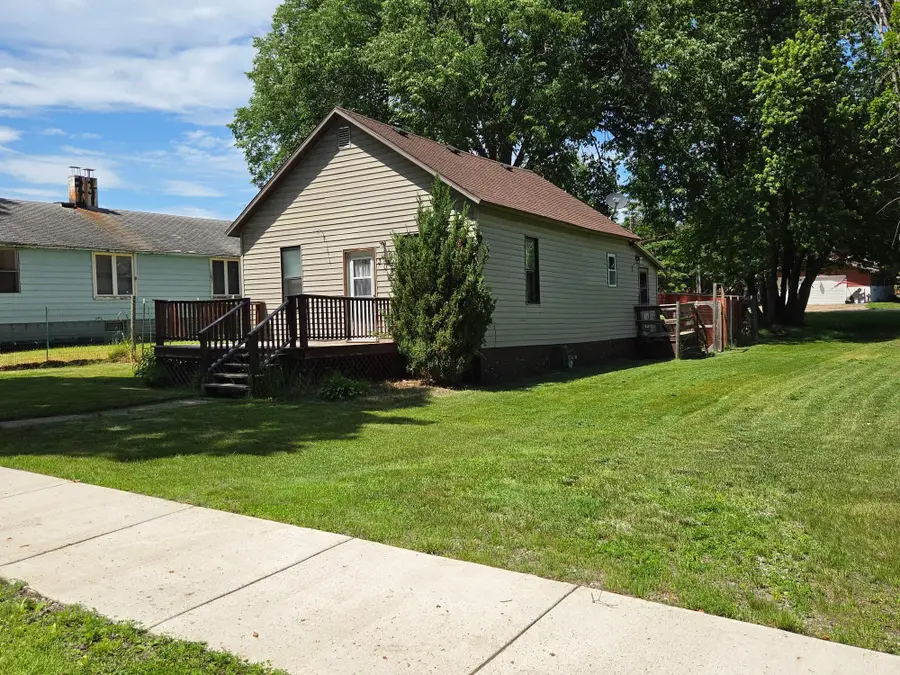 308 4th St, Goodman, WI 54153 - #2