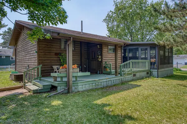 623 Hirzel St N, Eagle River, WI 54521