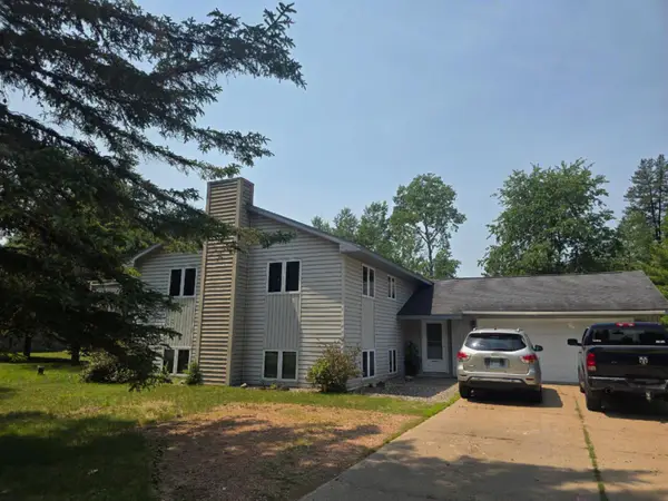 2681 Pine Pl, Sayner, WI 54560