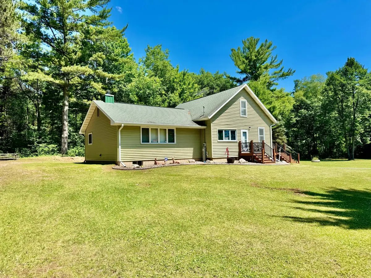880 Hwy 17, Eagle River, WI 54521 - #1