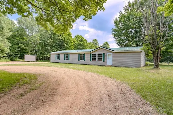N7096 Grundy Rd, Gleason, WI 54435