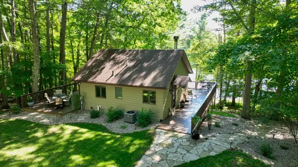 6786 Wren Rd, Lake Tomahawk, WI 54539