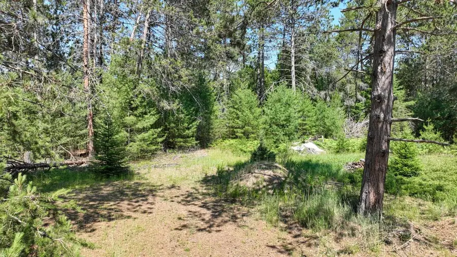 3877 Lakeshore Dr, Rhinelander, WI 54501 - #2