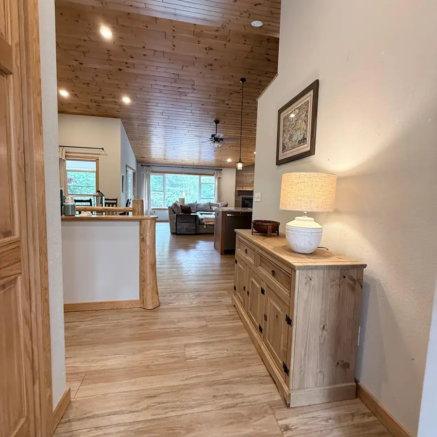 7402 Forest Dr, Minocqua, WI 54548 - #2