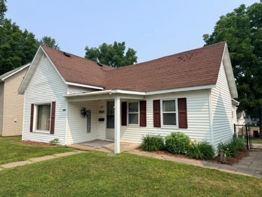 1802 1st St W, Merrill, WI 54452 - #2
