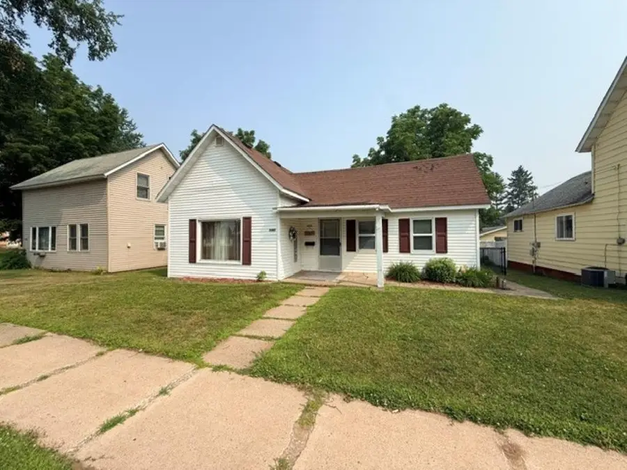 1802 1st St W, Merrill, WI 54452 - #3