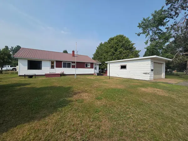 207 Pine St, Greenland, MI 49929