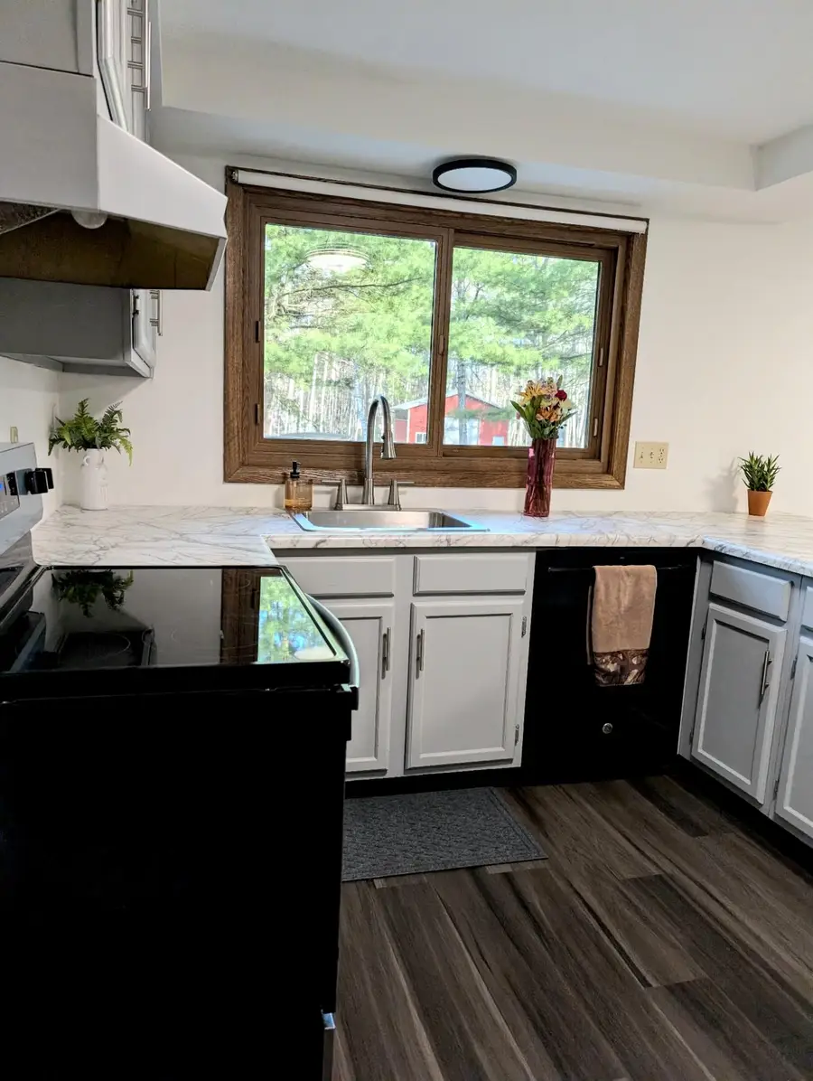 1145 Everett Rd, Eagle River, WI 54521 - #3