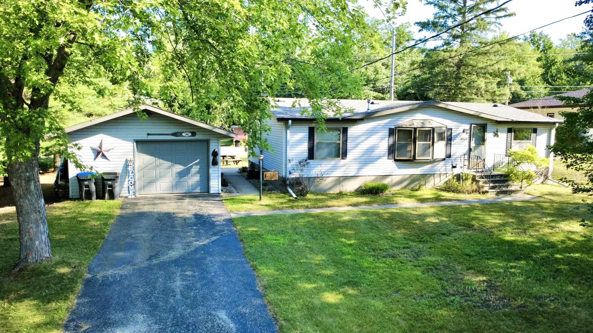 W6028 Bay Cir N, Shawano, WI 54166 - #1