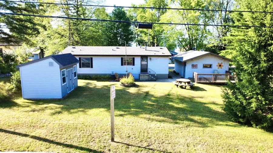 W6028 Bay Cir N, Shawano, WI 54166 - #2