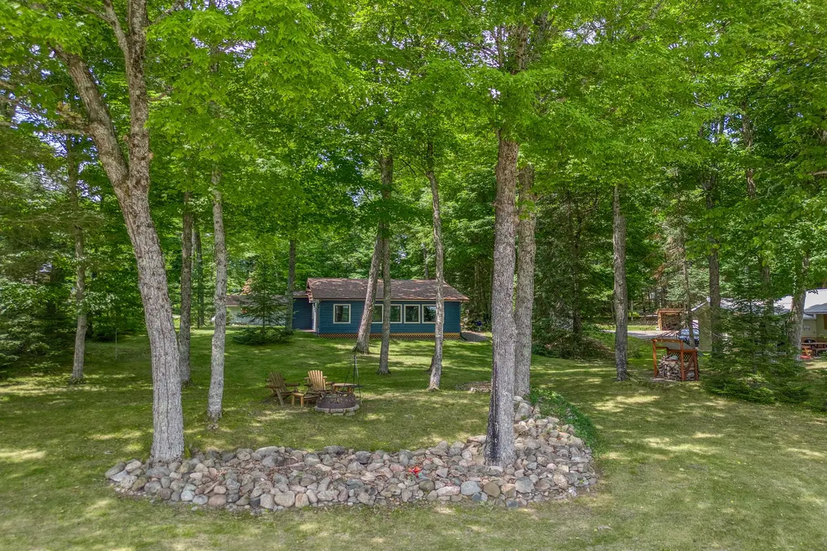 1870 Bald Eagle Ln, Eagle River, WI 54521 - #1