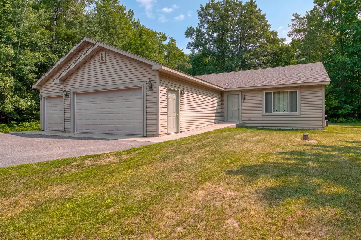 6904 Northwoods Dr, Lake Tomahawk, WI 54539 - #1
