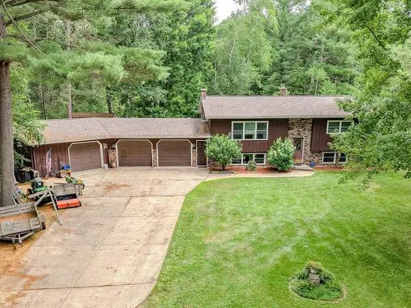N832 Center Rd, Merrill, WI 54452