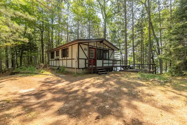 6439 Pine Point Dr, Rhinelander, WI 54501