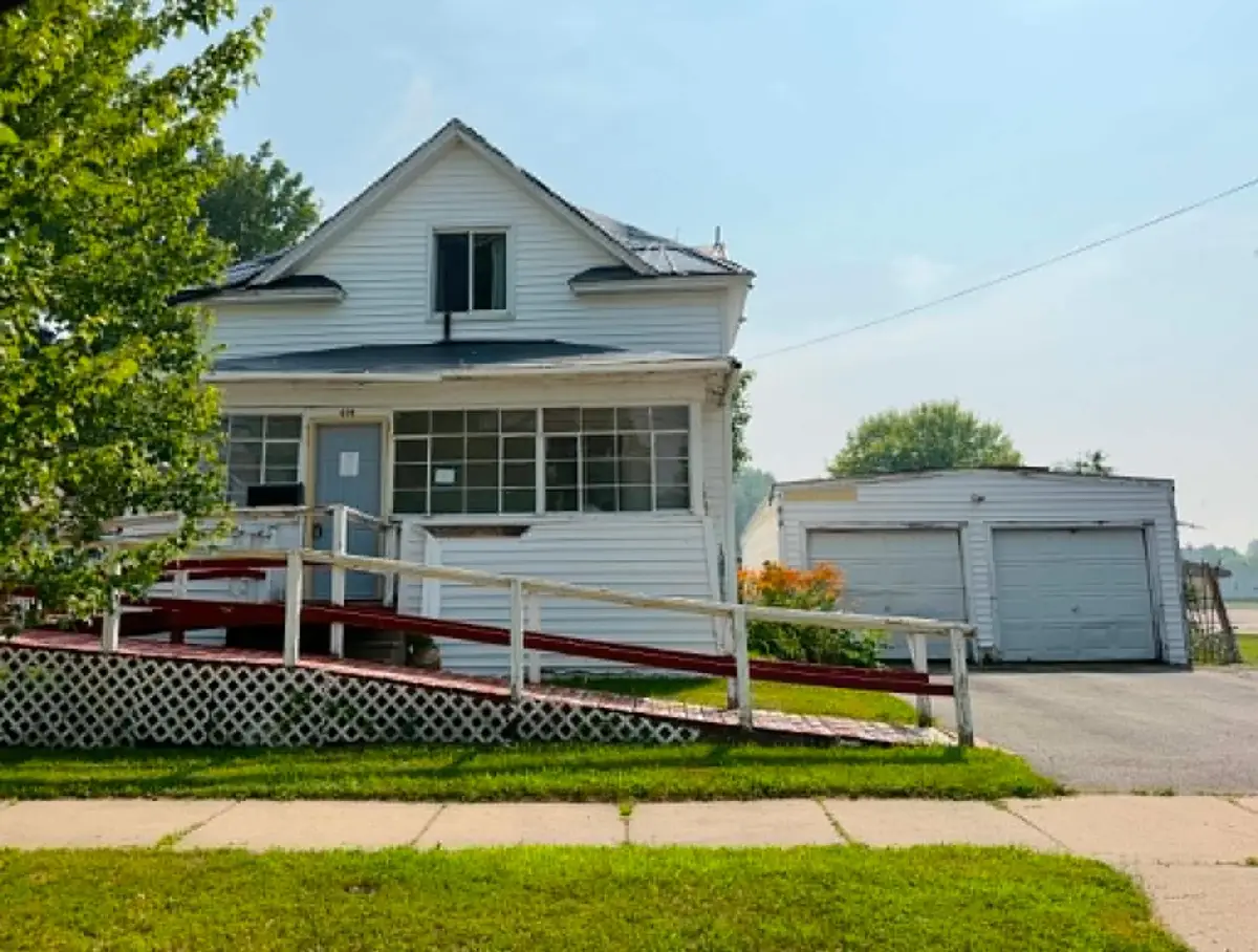 419 Elm St, Antigo, WI 54409 - #1