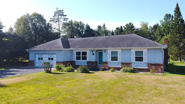 615 Omega Cir, Antigo, WI 54409