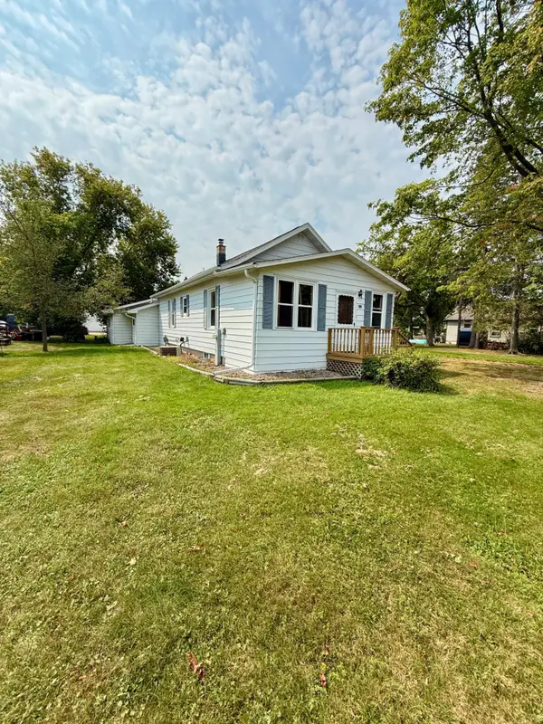 313 5th Ave E, Antigo, WI 54409