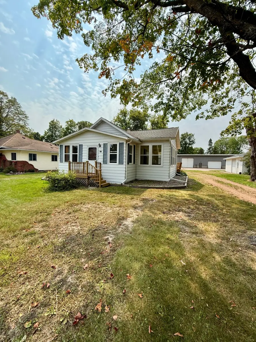 313 5th Ave E, Antigo, WI 54409 - #2
