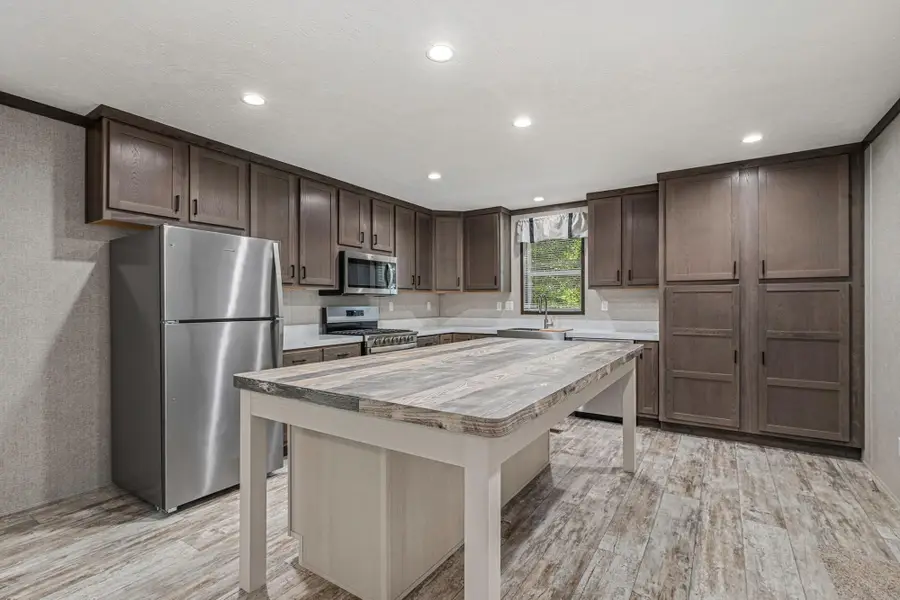 6895 Eagle Landing Ln, Land O Lakes, WI 54540 - #2