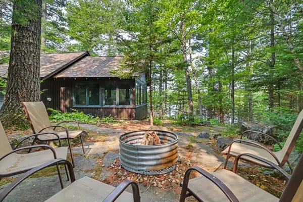 6014 Black Oak Lake Rd S, Land O Lakes, WI 54540