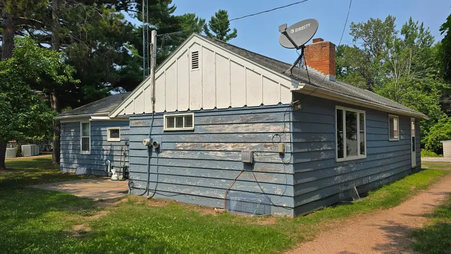 1777 Anderson St, Three Lakes, WI 54562 - #2