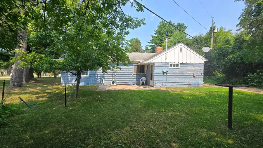 1777 Anderson St, Three Lakes, WI 54562 - #3