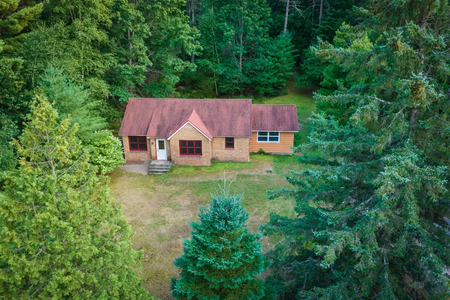 5951 Forest Ln, Rhinelander, WI 54501 - #2
