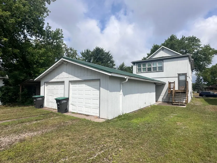 222 Prospect Ave E #1 and 2, Tomahawk, WI 54487 - #2