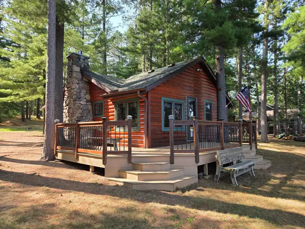 N10376 Knapinski Dr #4, Tomahawk, WI 54487