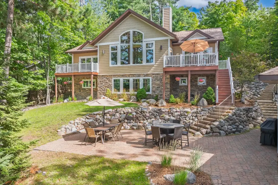 1405 Everett Rd, Eagle River, WI 54521 - #2