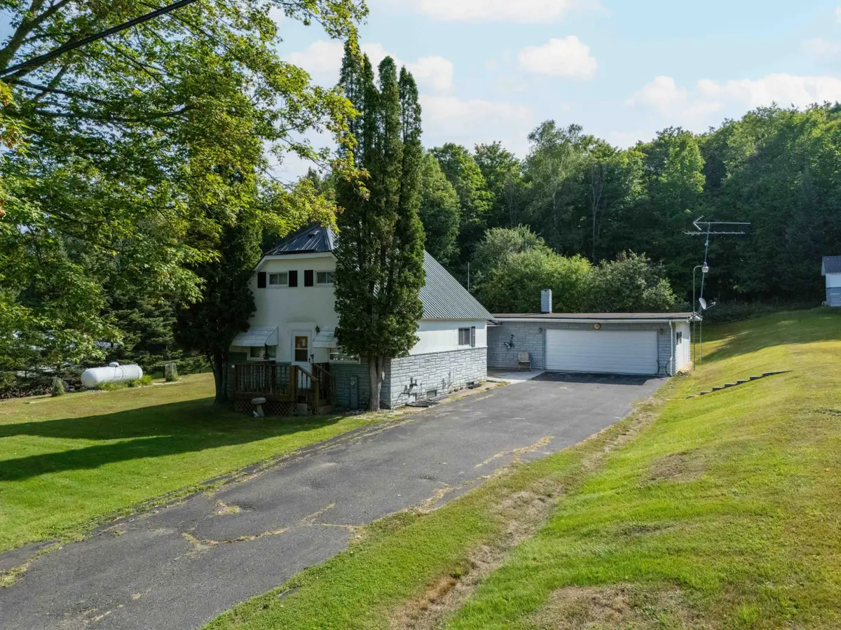 135 Hanmer Rd, Iron River, MI 49935 - #1