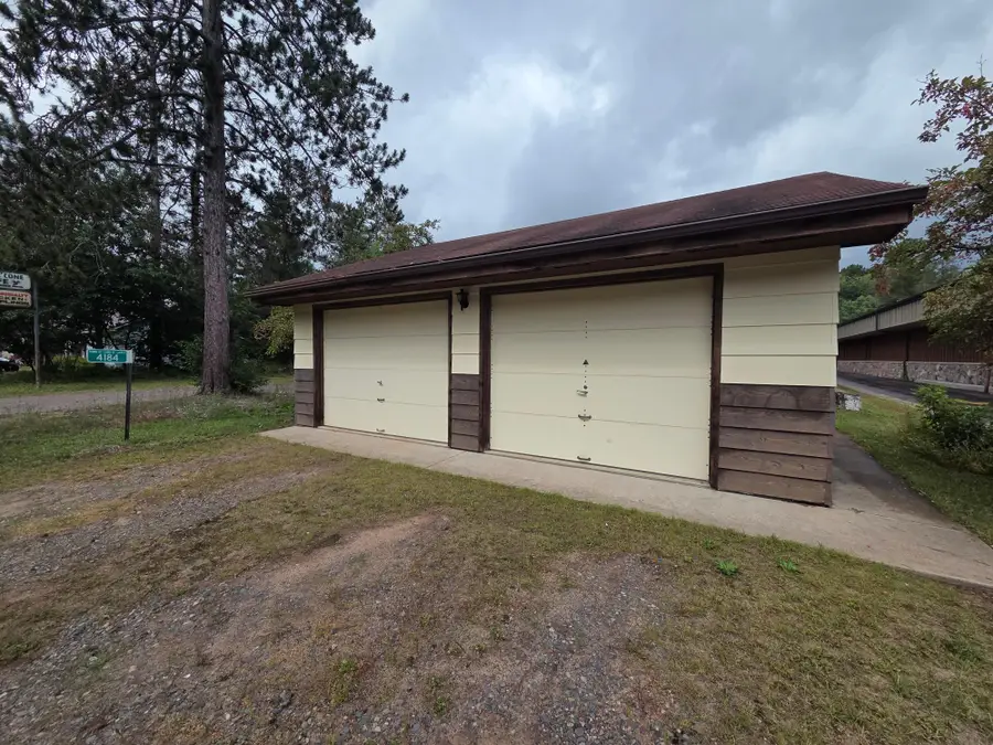4184 Oak St, Land O Lakes, WI 54540 - #2