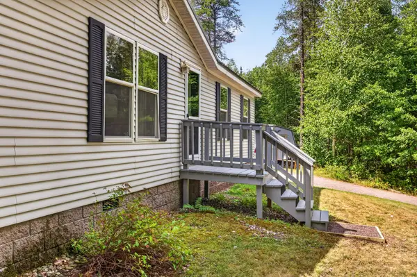 4577 Maxwell Ct, Rhinelander, WI 54501