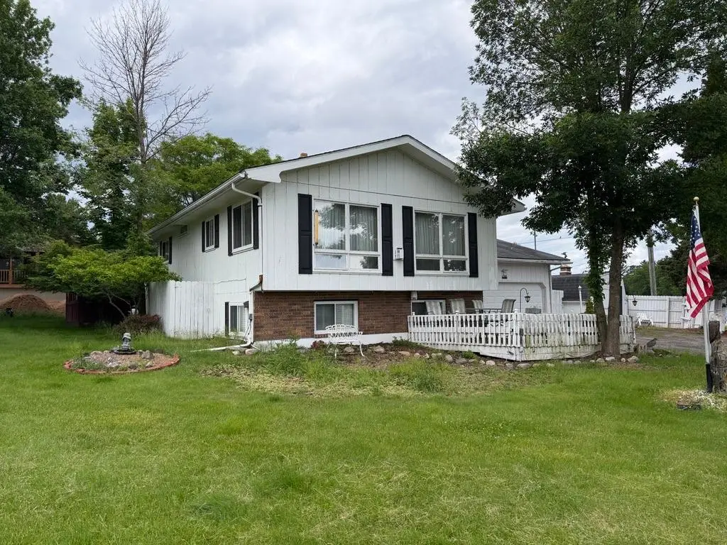 655 N Bond St, Eagle River, WI 54521 - #1