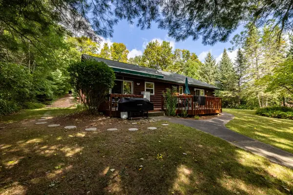2808 Old Camp Ln, Eagle River, WI 54521