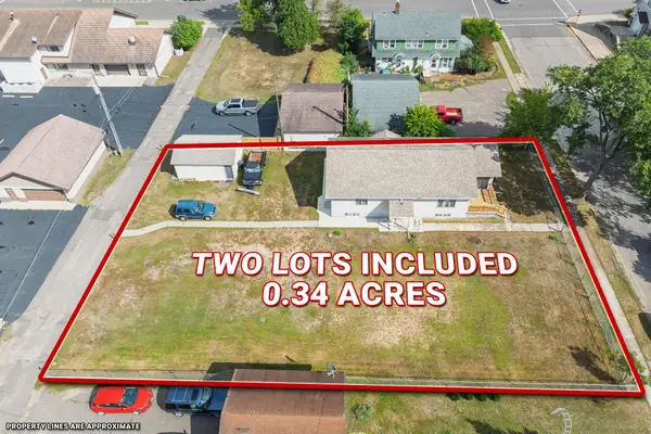 110 S 2nd St, Eagle River, WI 54521
