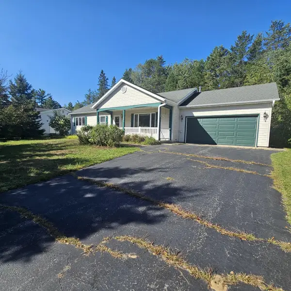 821 Woodland Dr, Rhinelander, WI 54501