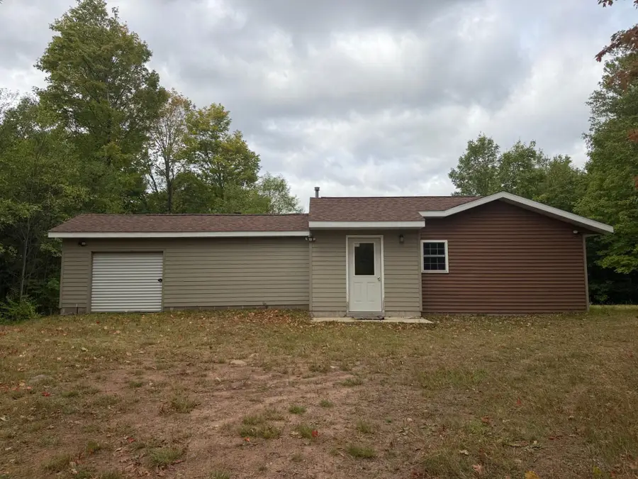 9181 River St, Bessemer, MI 49911 - #2