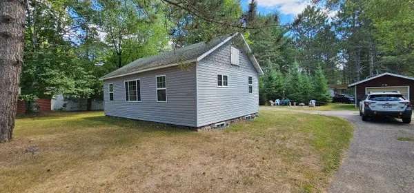 2571W Scheels Rd, Mercer, WI 54547