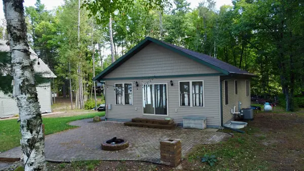 N10074 Airhole Lake Ln, Summit Lake, WI 54485