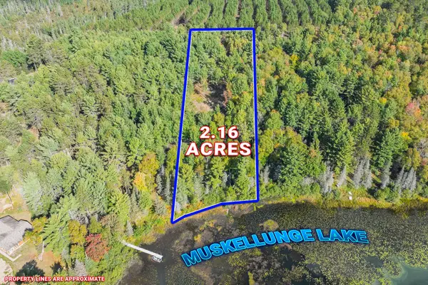 2321 Balsam Ln, Eagle River, WI 54521