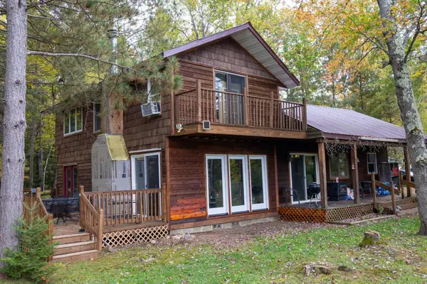 N9140 Island Rd, Phillips, WI 54555