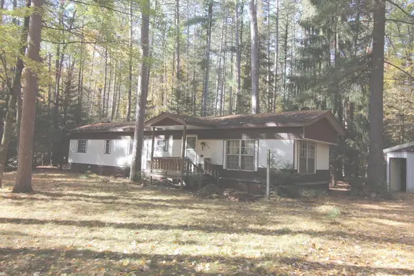 1555 Daisy Dr, St Germain, WI 54558