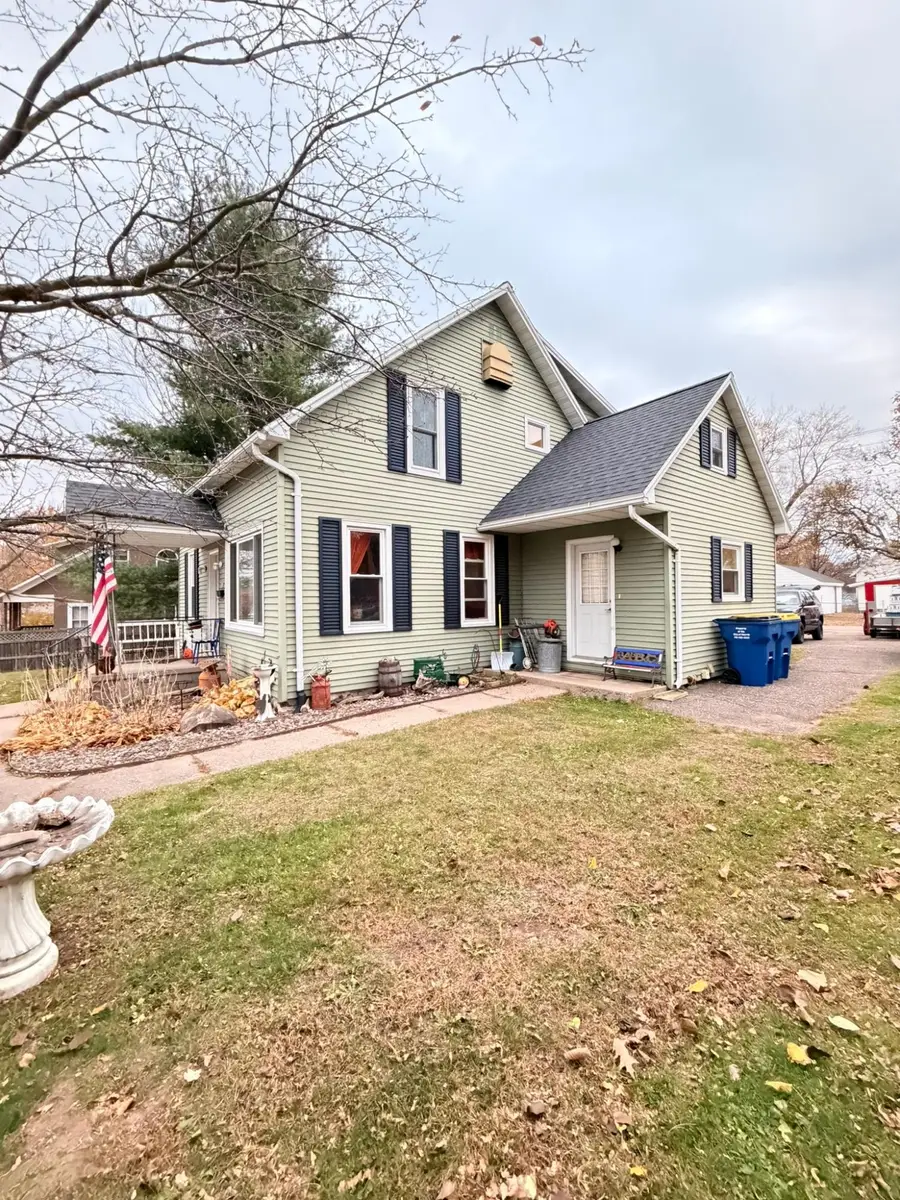 505 N Scott St, Merrill, WI 54452 - #3