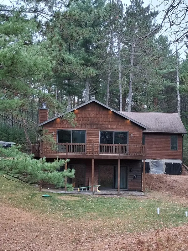7076 Semrau Trl, Hazelhurst, WI 54531