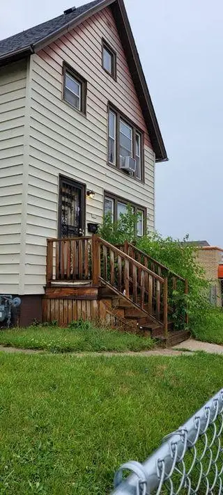 3311 N 24th St, Milwaukee, WI 53206