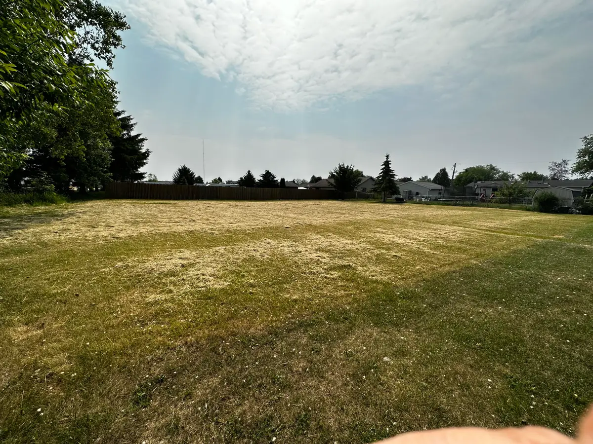 Trac 6 E Charles Ln, Manitowoc, WI 54220 - Image #1